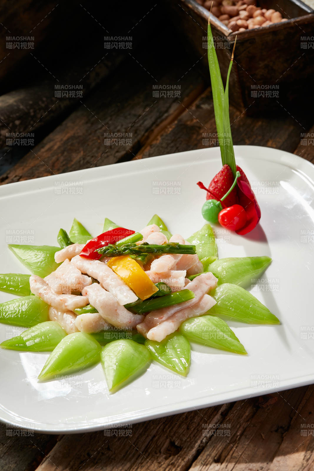 青莴笋小炒鲜虾柳图片