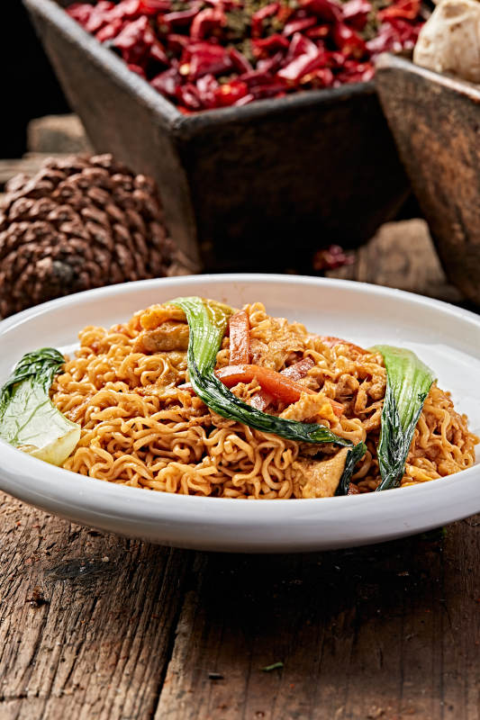 火腿酱炒方便面图片