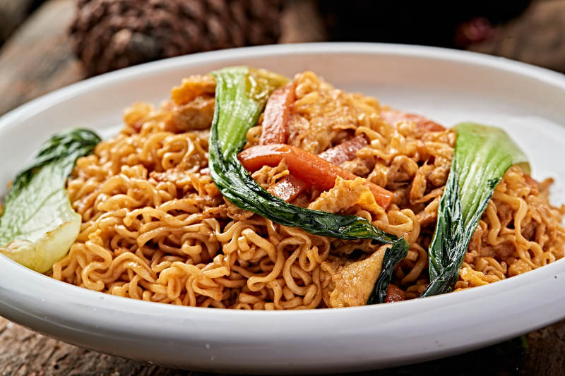 火腿酱炒方便面图片