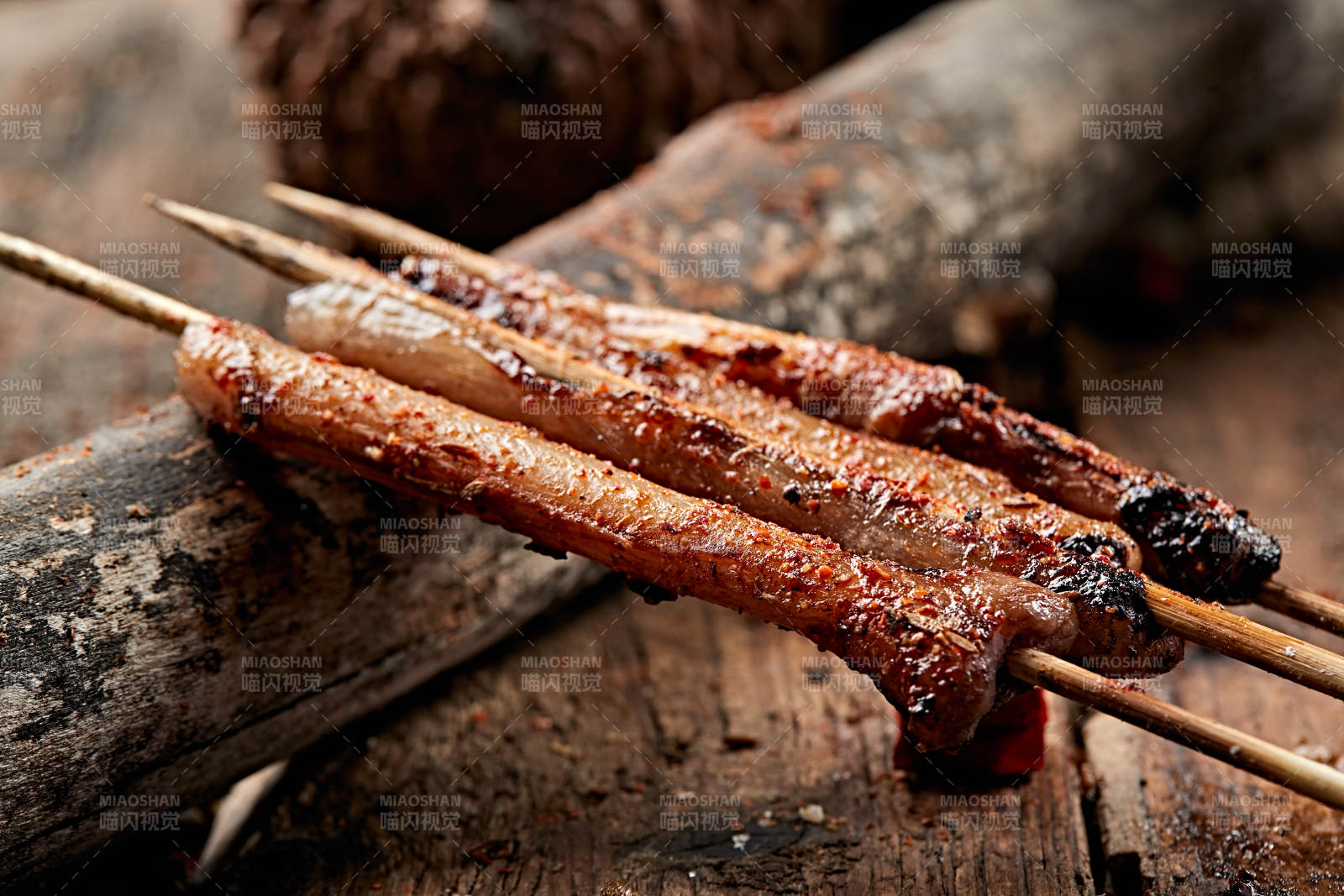 炭烤滋补羊鞭图片