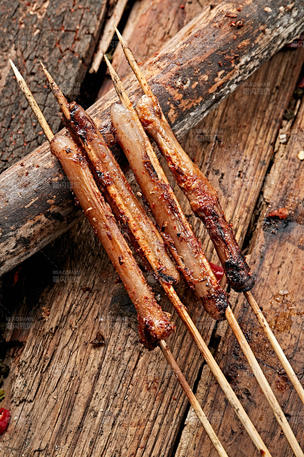 炭烤滋补羊鞭图片
