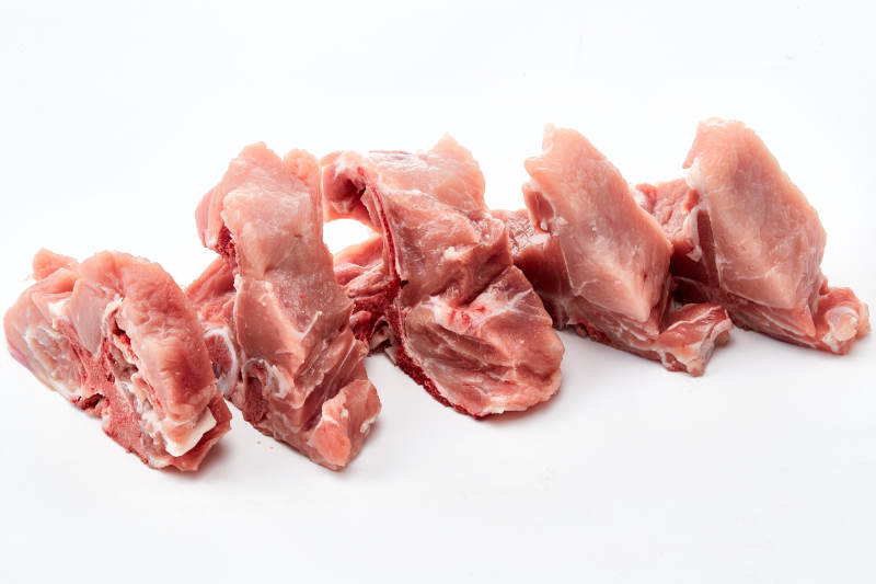 检疫合格的屠宰生鲜猪肉图片