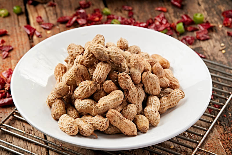 五香水煮带壳花生图片