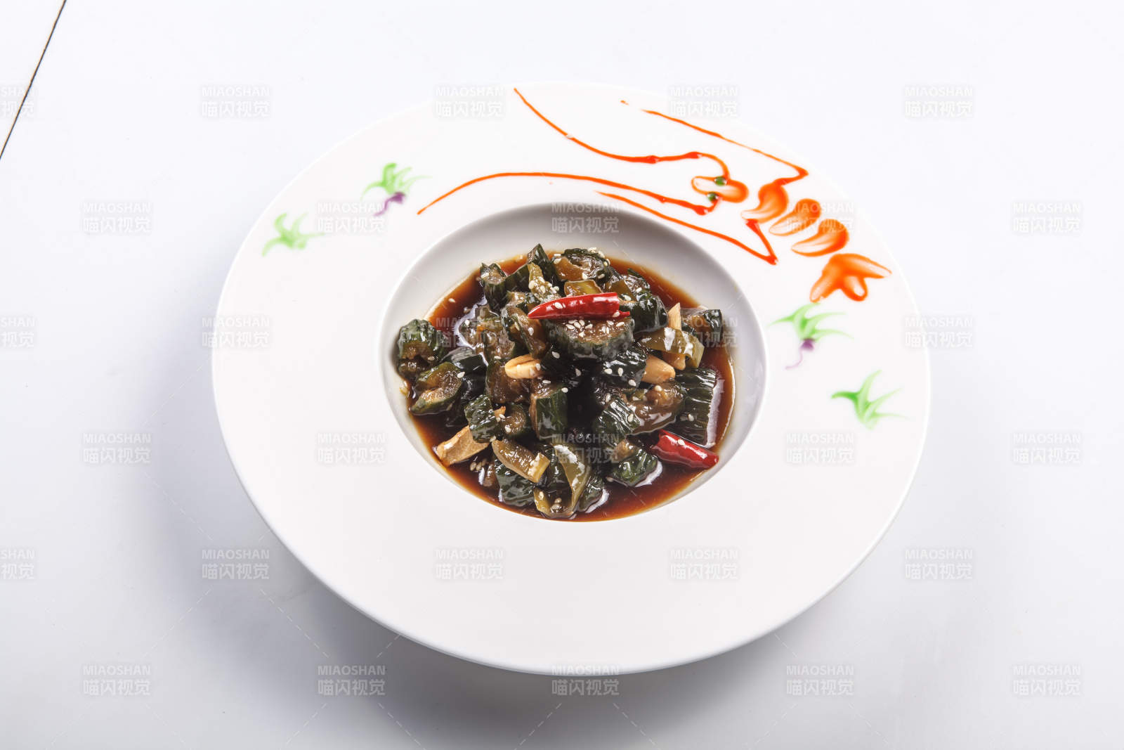 美味酸辣腌黄瓜麻油酱黄瓜图片