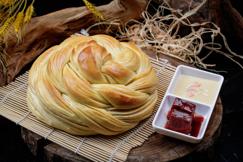 花开富贵大花卷配炼乳酱豆腐图片