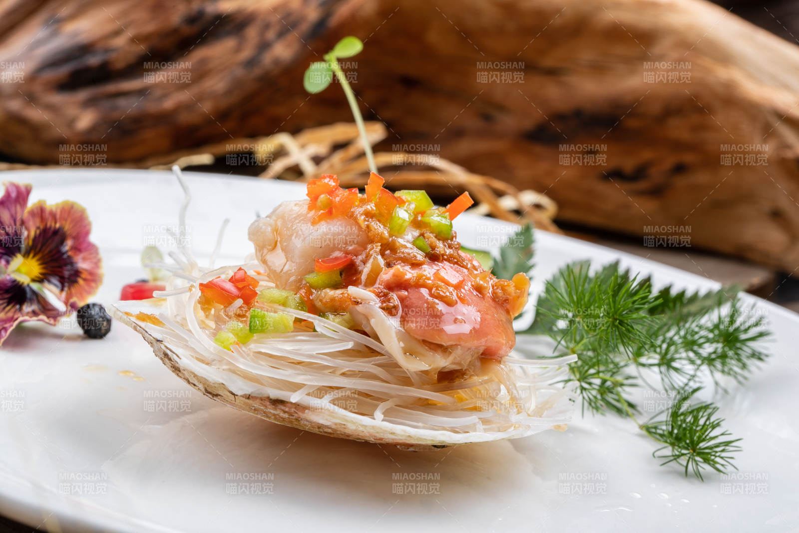 蒜蓉粉丝烤扇贝图片