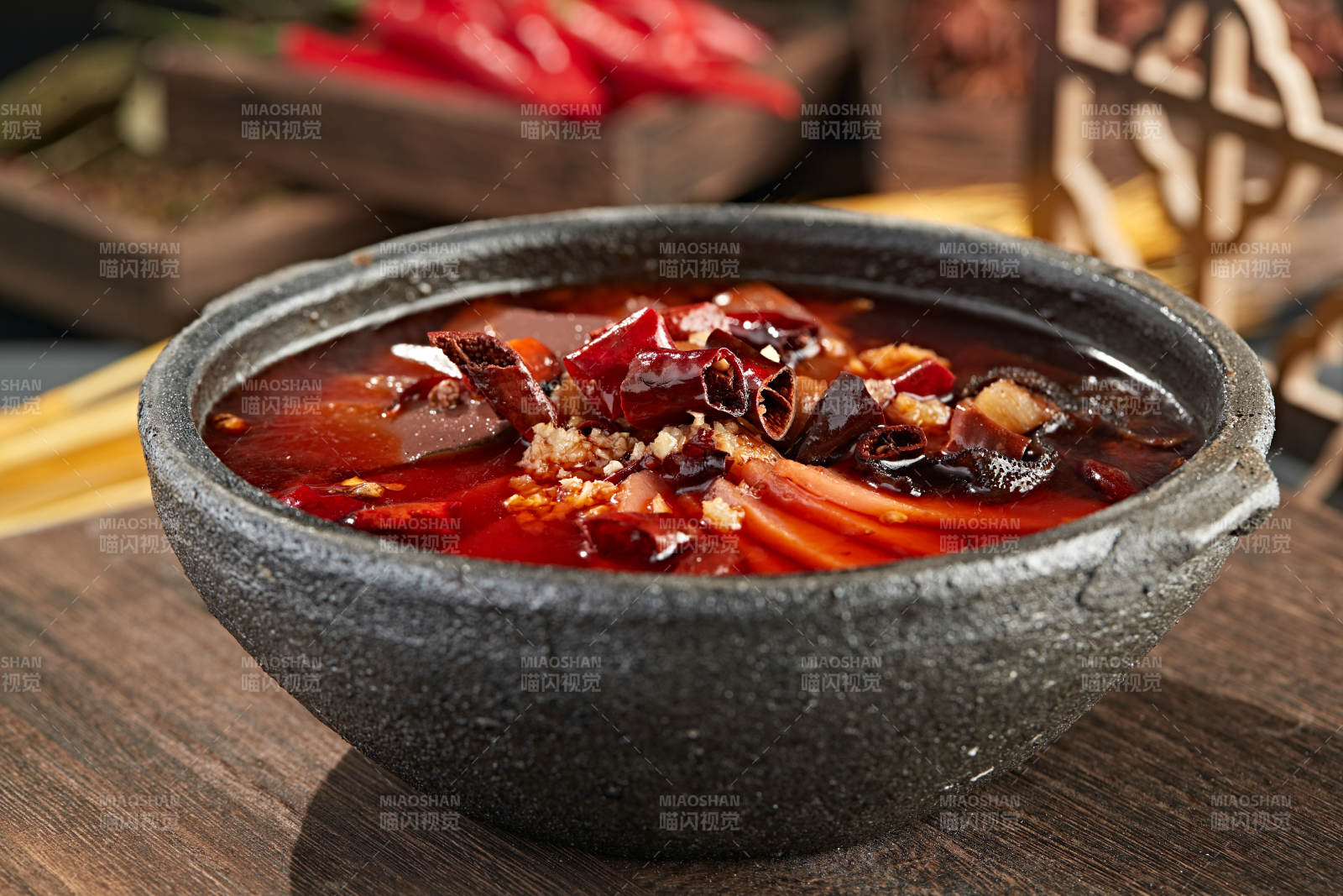 砂锅川味毛血旺图片