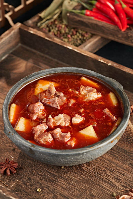 砂锅香辣羊排炖萝卜图片