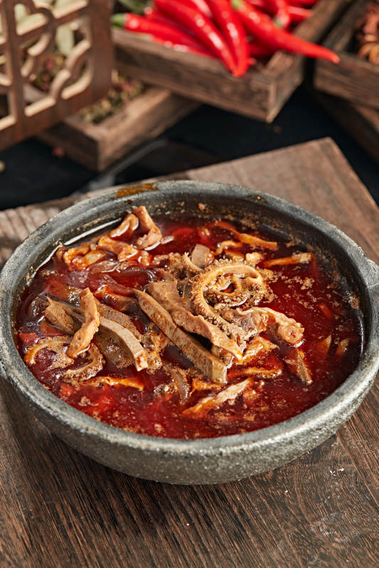 砂锅红汤羊杂图片