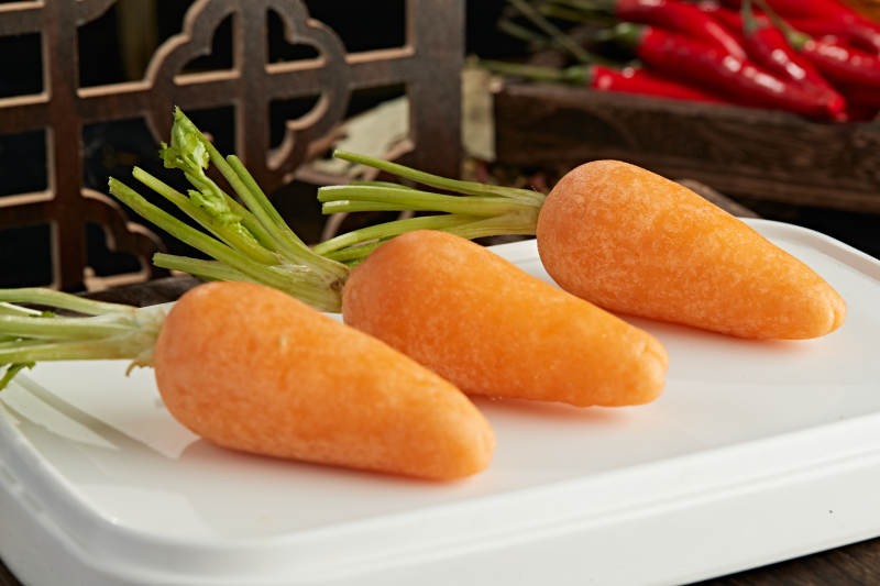 胡萝卜造型的猪肉包图片