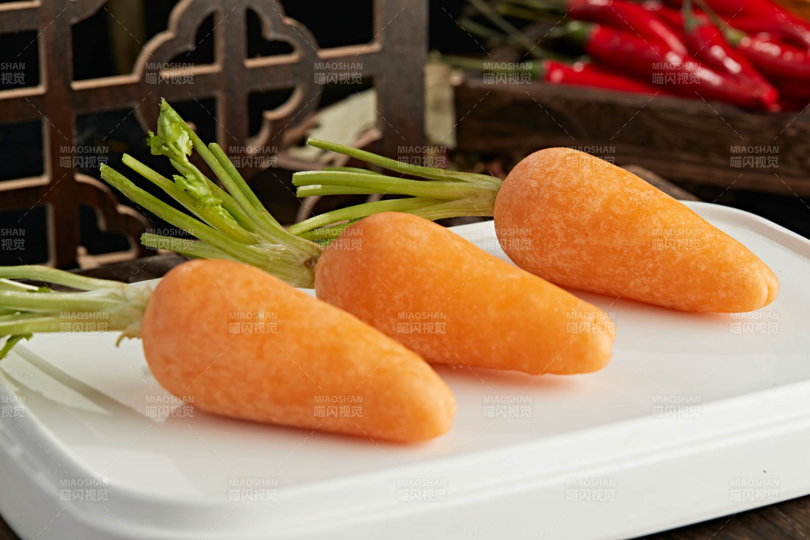 胡萝卜造型的猪肉包图片