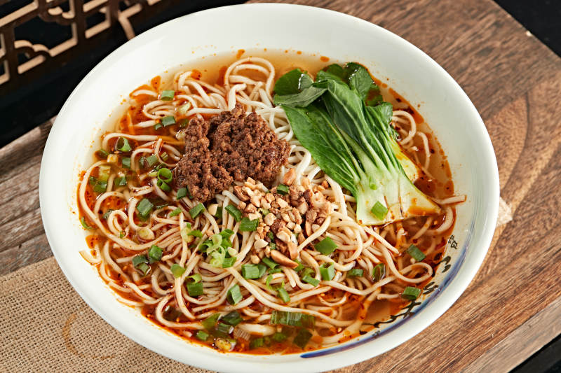 肉臊子红油拉面图片