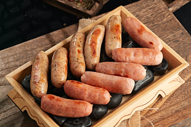 风味鹅卵石烤台湾纯肉肠图片