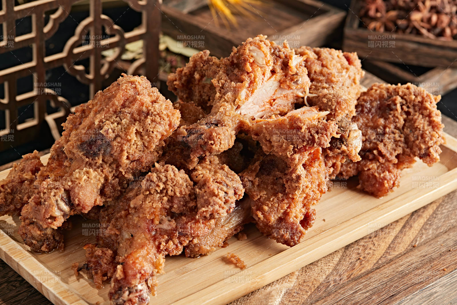 美味油炸整鸡腿图片