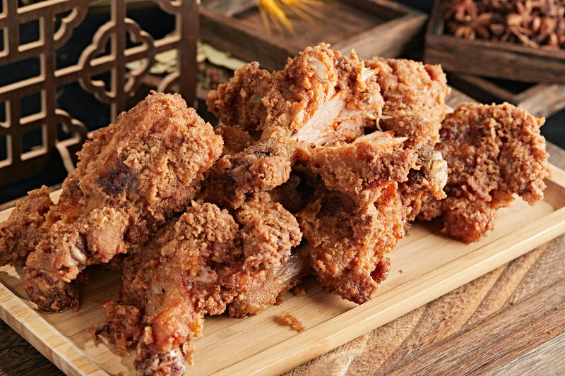 美味油炸整鸡腿图片