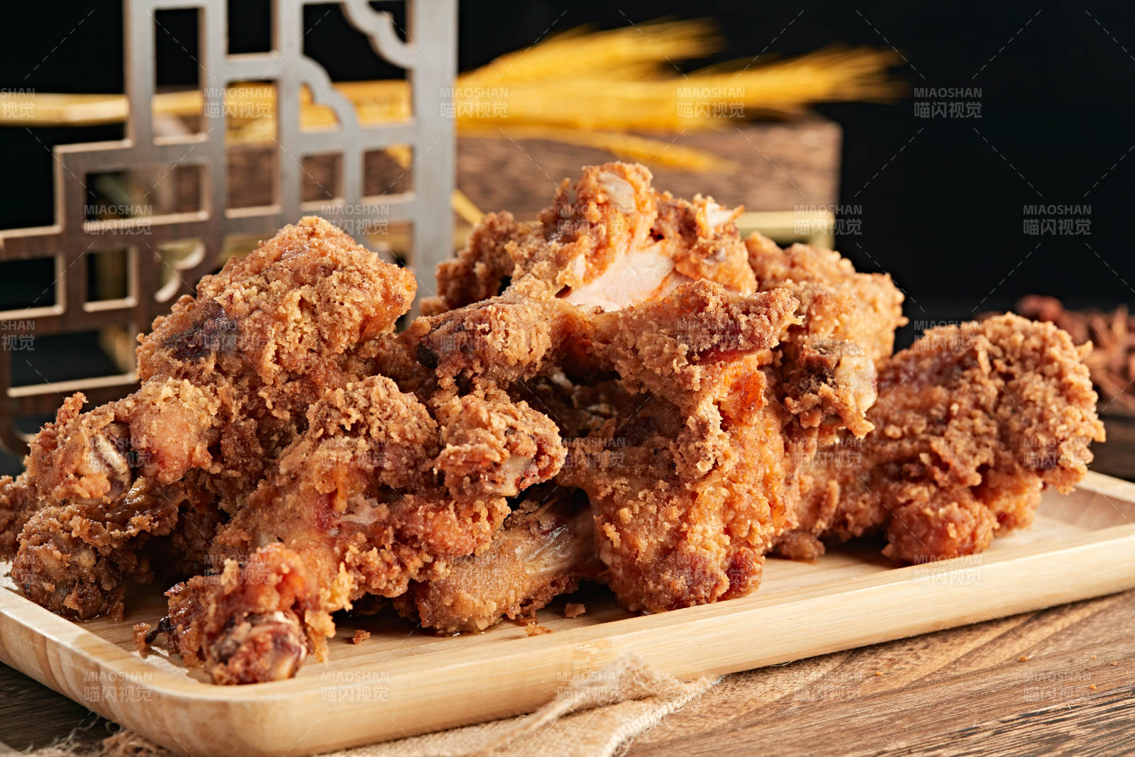 美味油炸整鸡腿图片