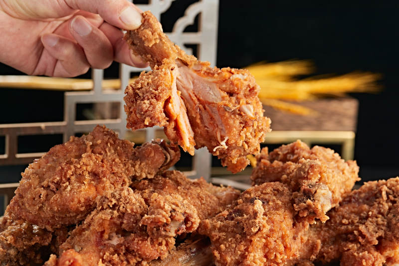 美味油炸整鸡腿图片