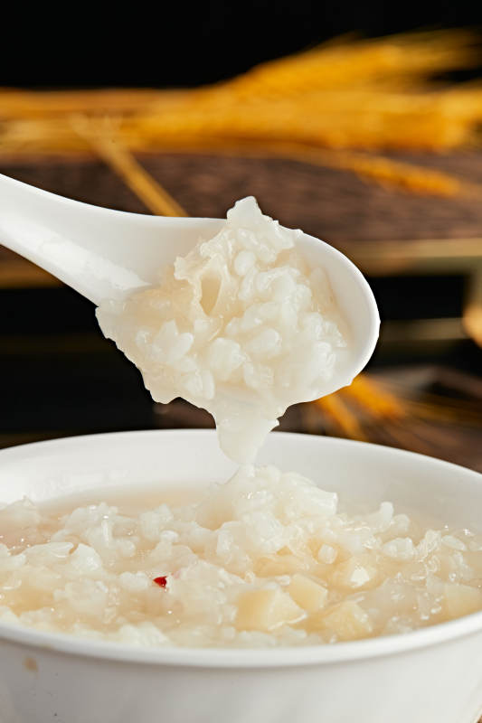 枸杞银耳白米粥图片