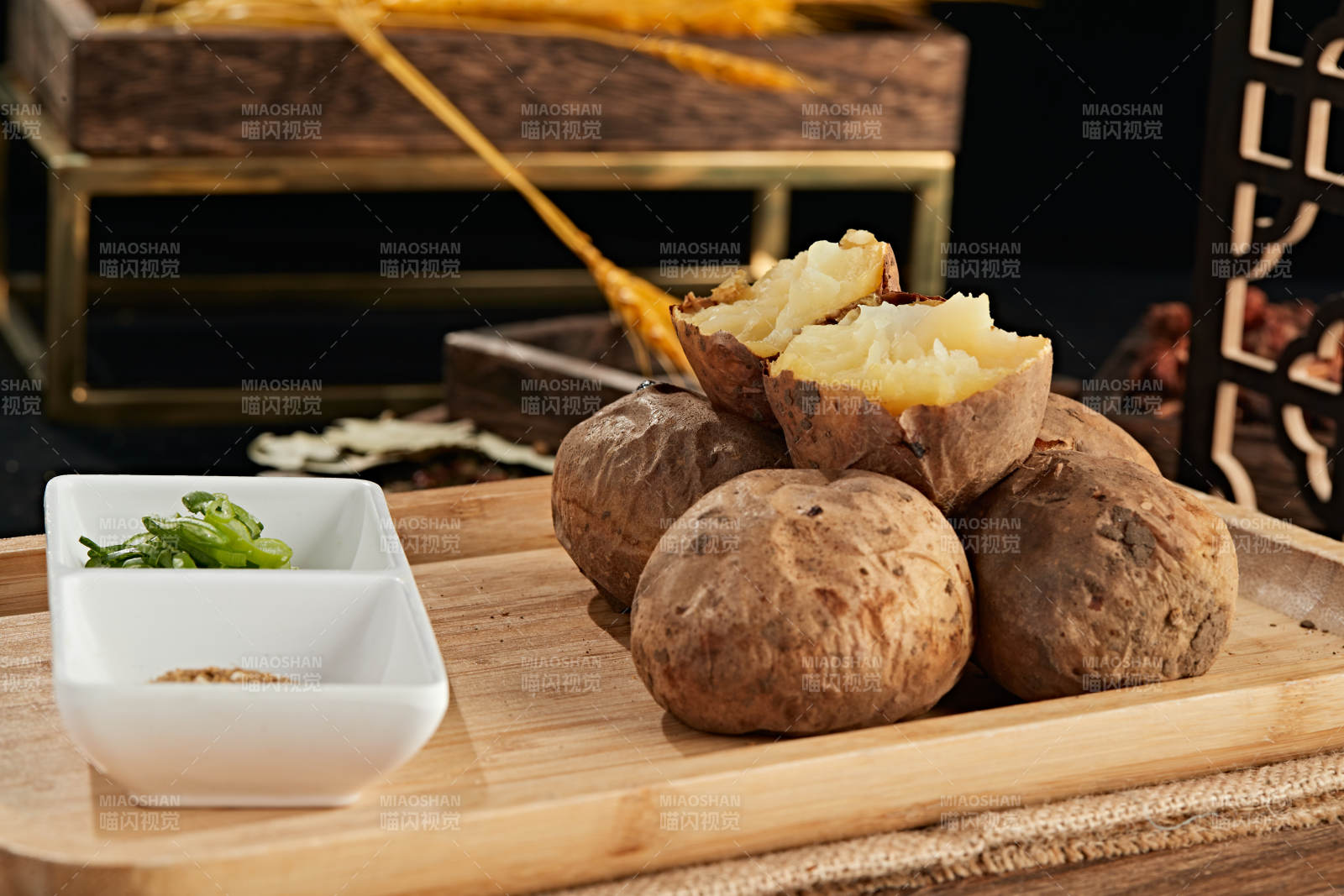 童年回忆小吃烤土豆烤山药图片