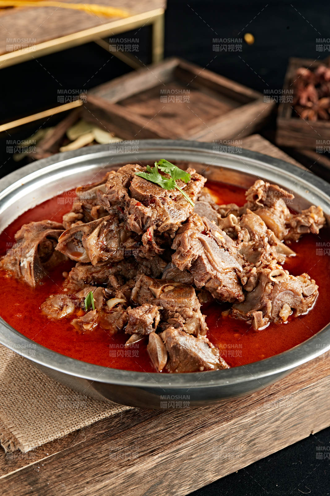 草原香辣锅仔羊蝎子图片