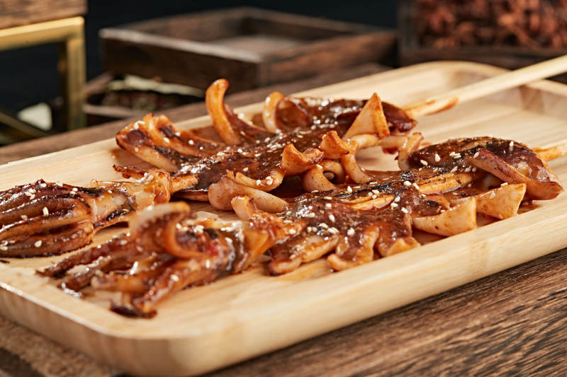 铁板香烤大鱿鱼图片