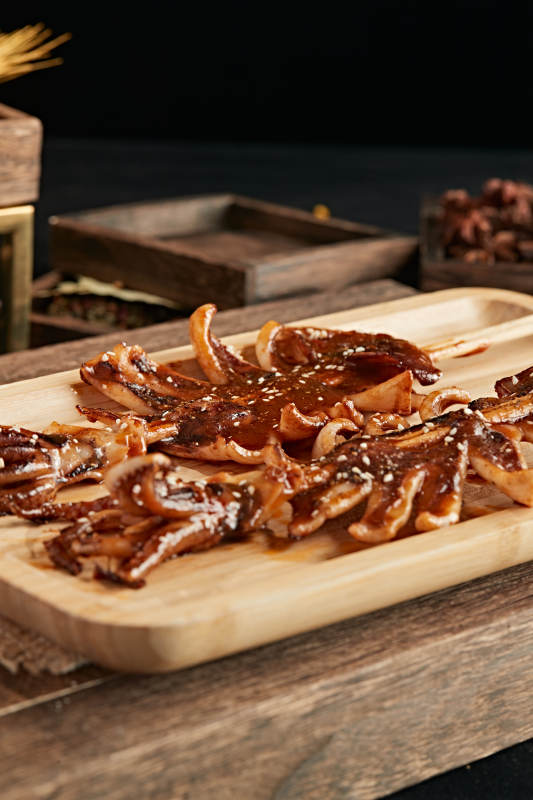 铁板香烤大鱿鱼图片