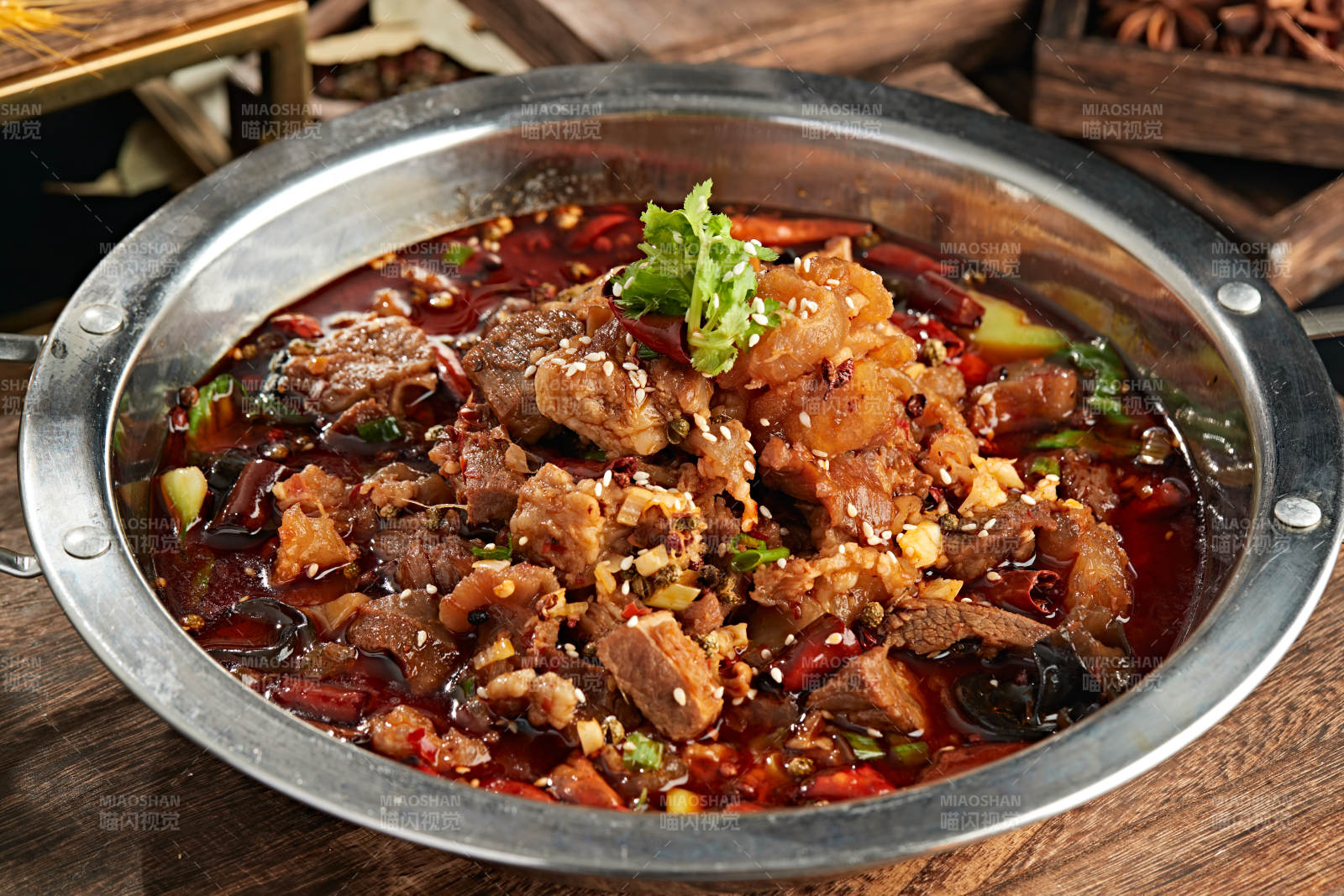 香辣筋头巴脑图片