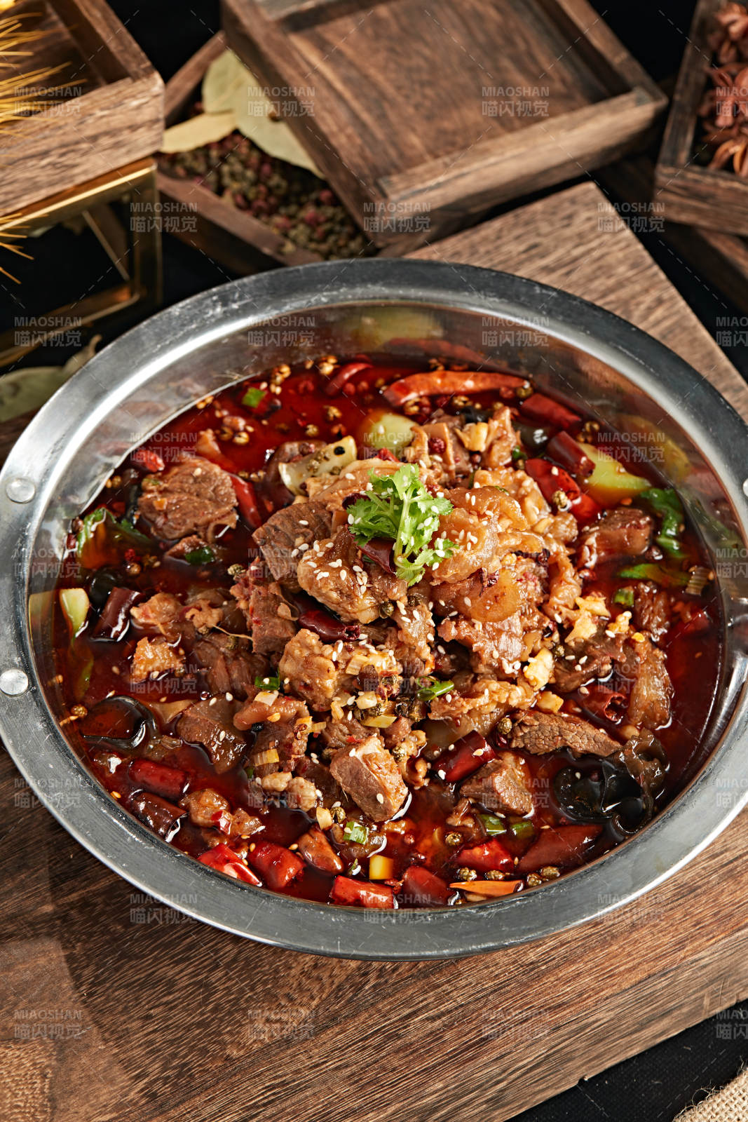 香辣筋头巴脑图片