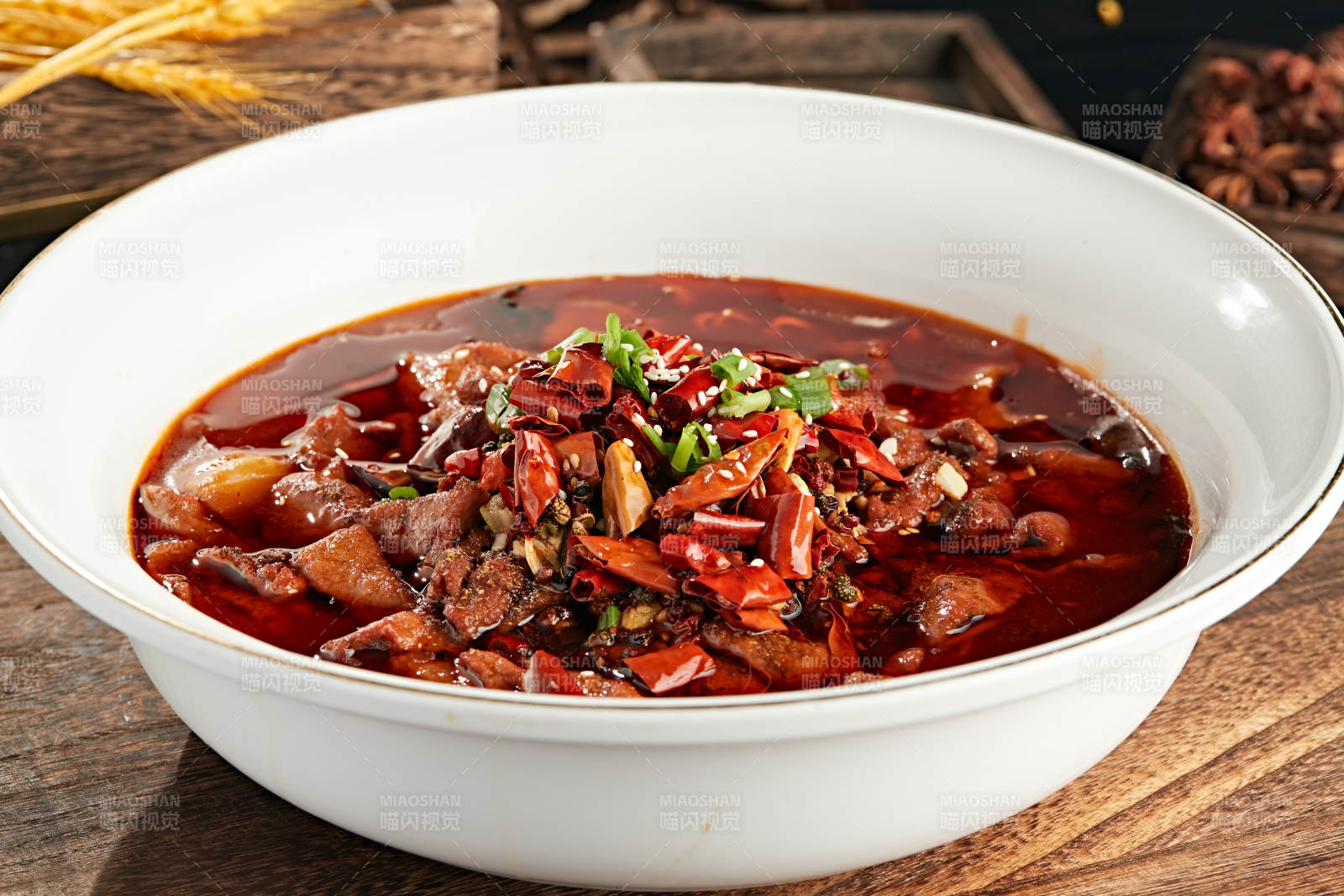 川味红油麻辣水煮肉图片