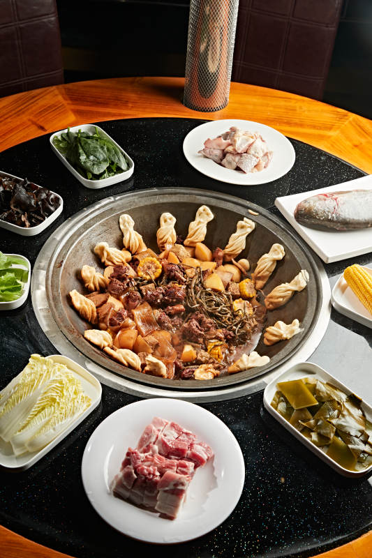 东北铁锅乱炖图片