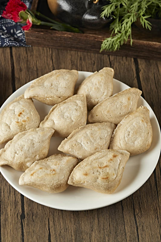 锅巴莜面蒸饺子图片