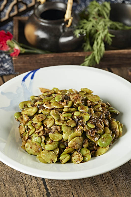 肉沫梅菜炒蚕豆图片