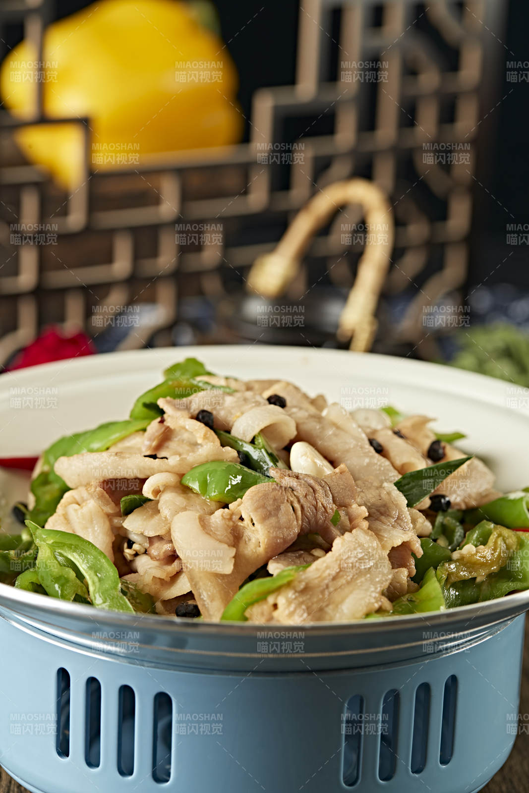 爆炒尖椒豆豉蒜香五花肉图片