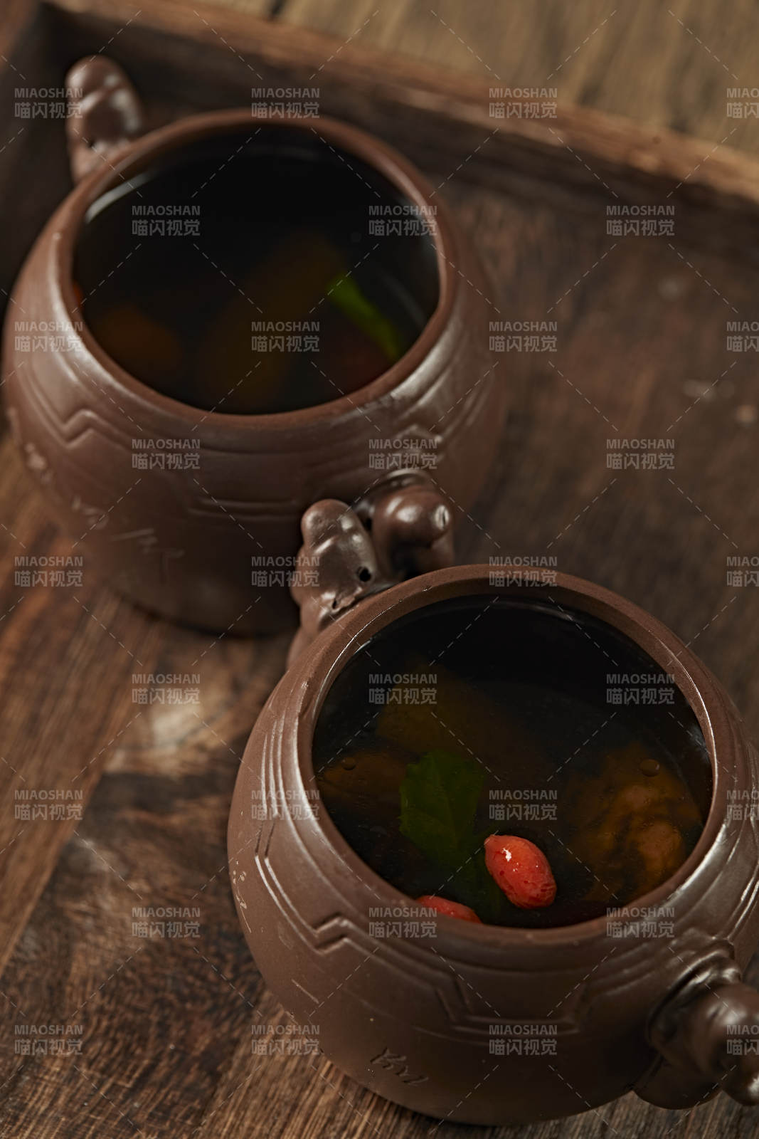 枸杞松茸排骨枸杞汤图片