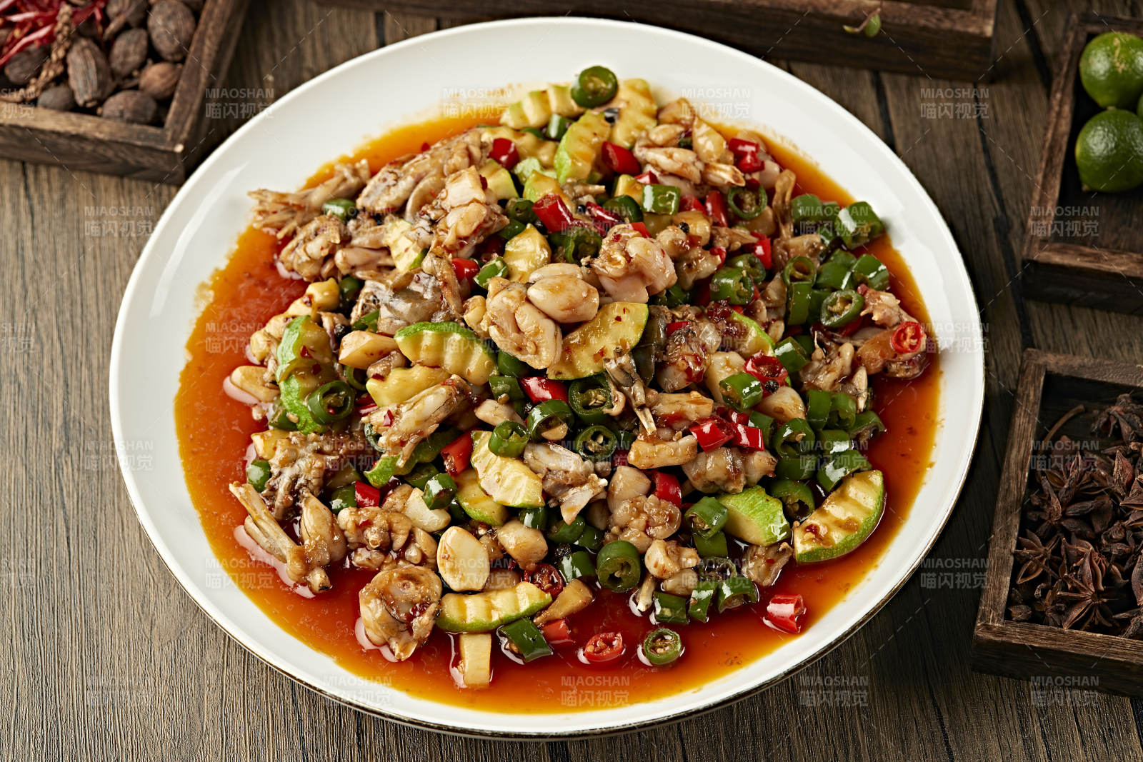 麻辣香水牛蛙图片