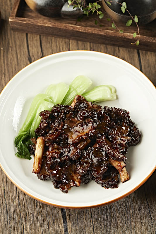 葱烧美味鸡冠菌图片