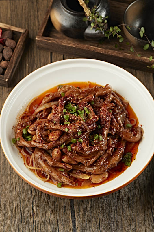 香辣芸豆炖鸭掌图片