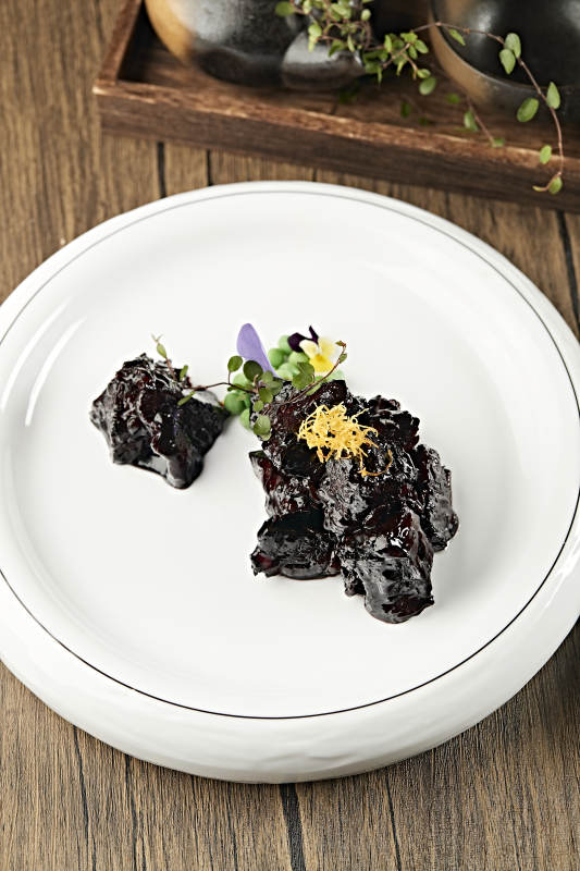 文火墨鱼汁烧牛肉图片