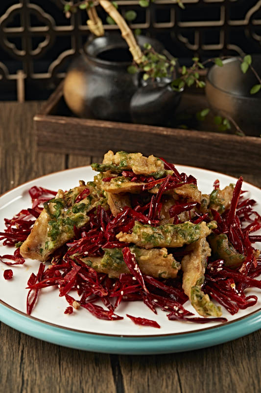 麻辣葱香油炸酥肉图片