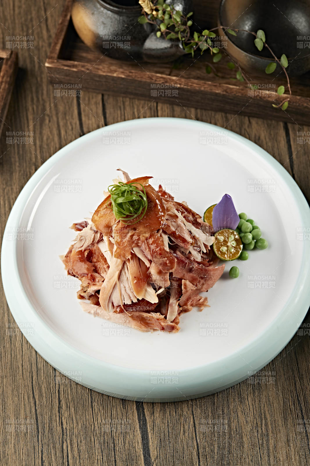 美味手撕熏鸡图片