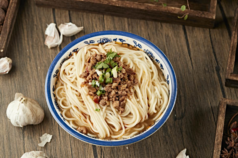 牛肉岐山臊子面图片