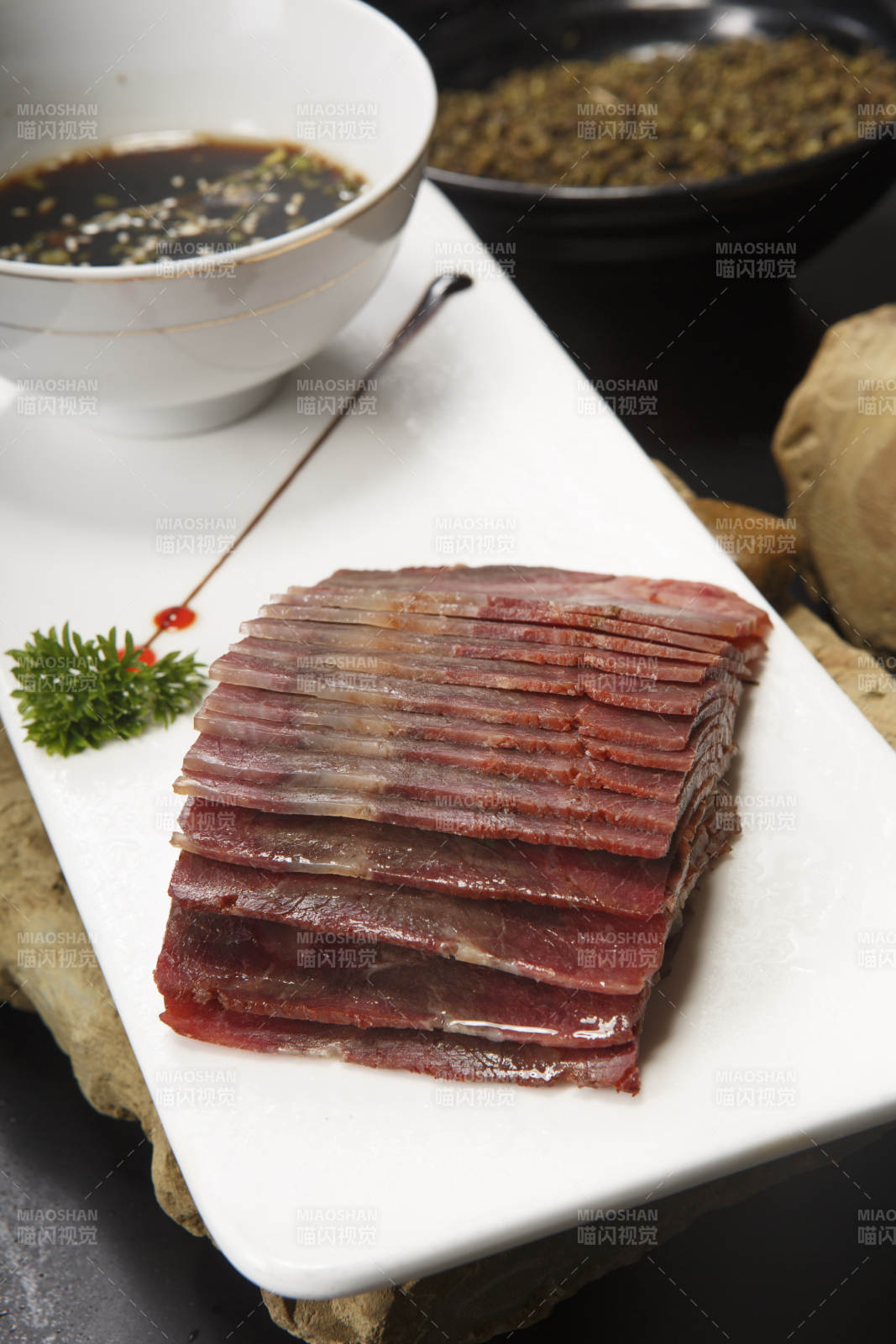 五香西冷牛腱切片图片