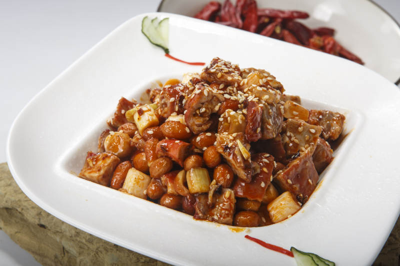 川香宫保鸡丁图片