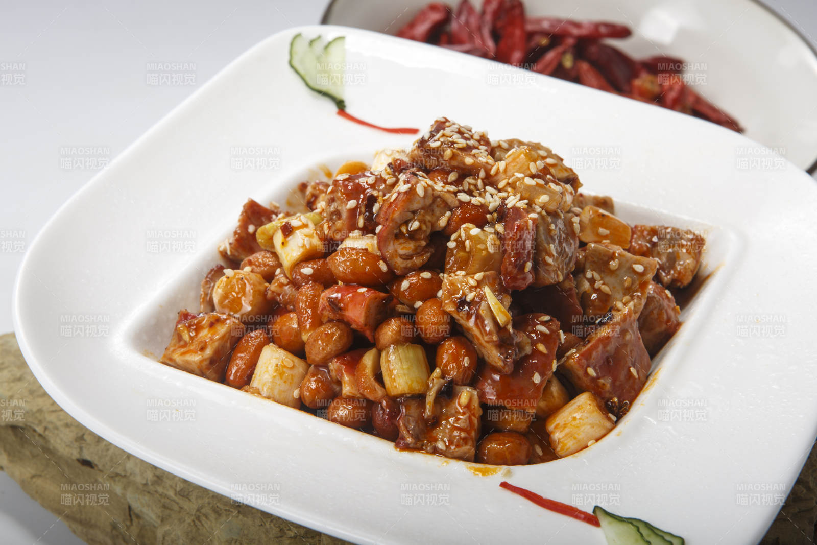 川香宫保鸡丁图片