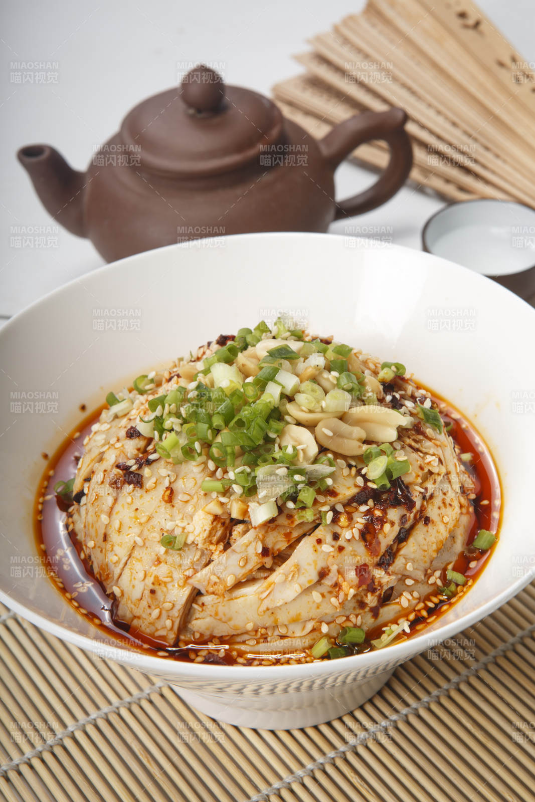 红油口水鸡图片