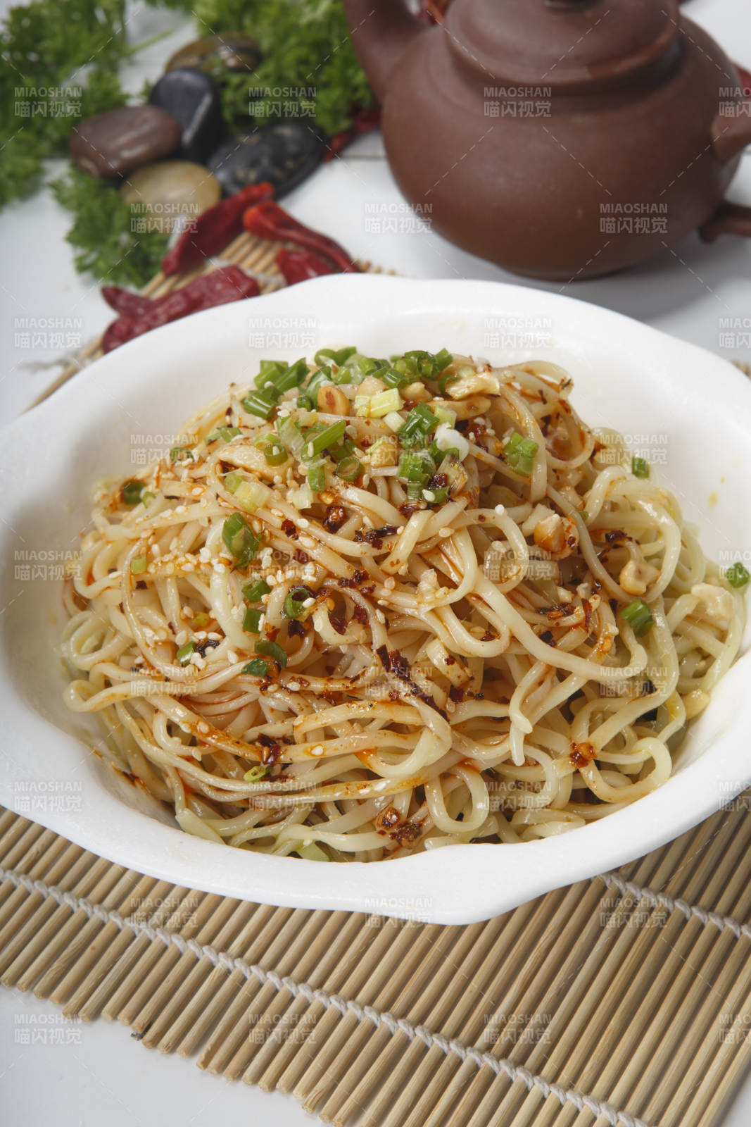 川香麻辣担担面图片