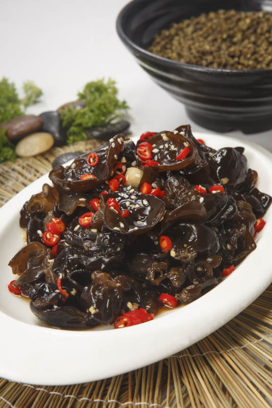 米椒捞汁黑木耳图片