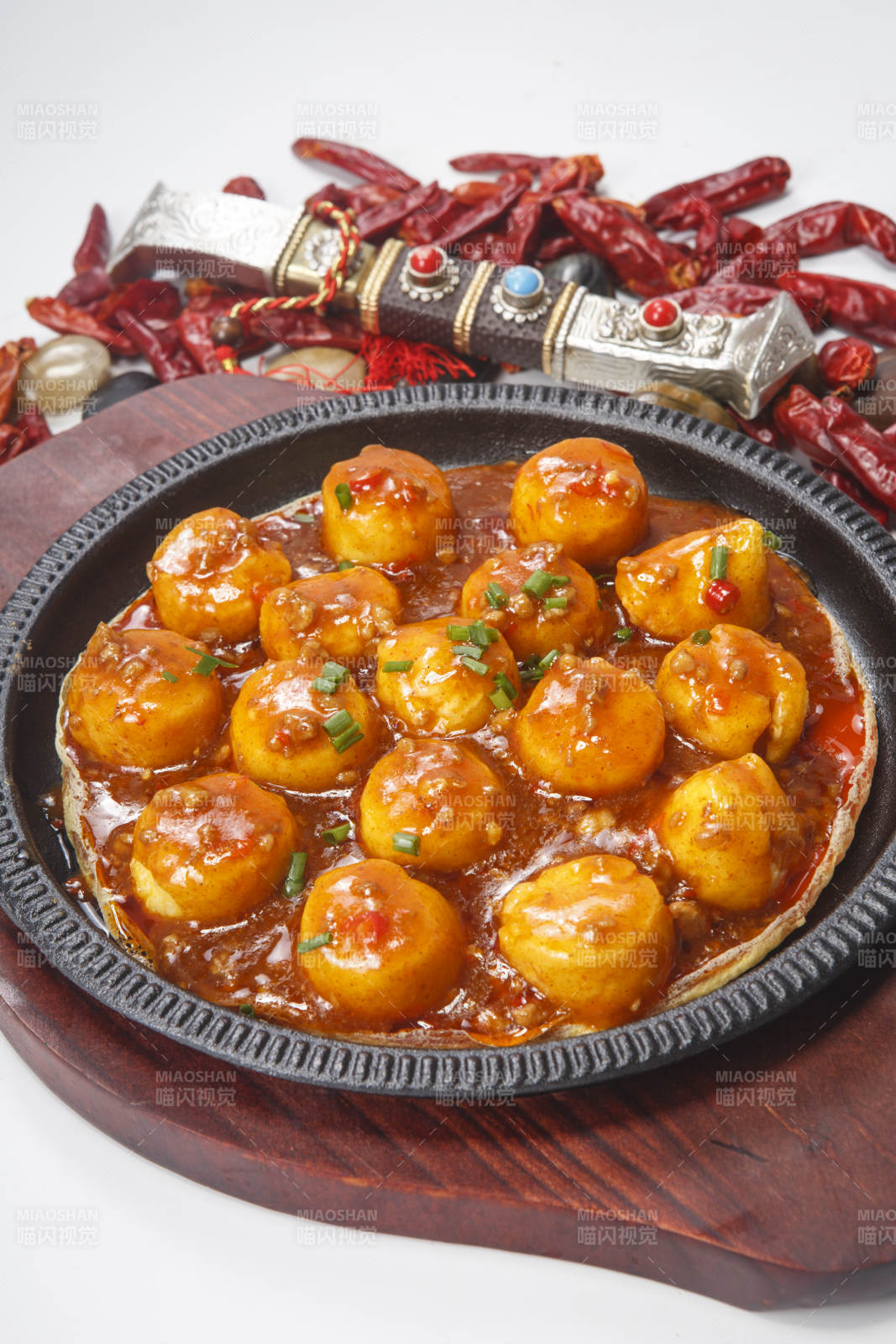 浇汁照烧铁板日本豆腐图片