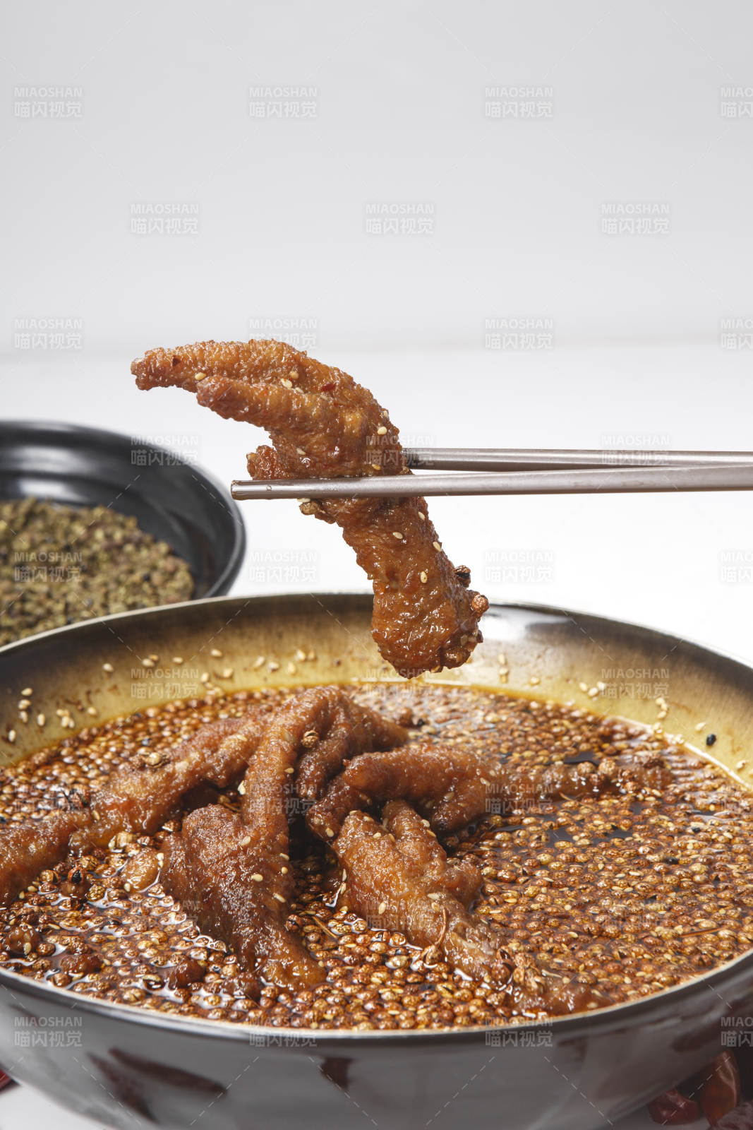 椒麻卤味鸡抓图片