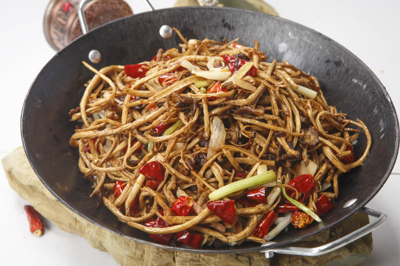 干锅猪肚茶树菇图片